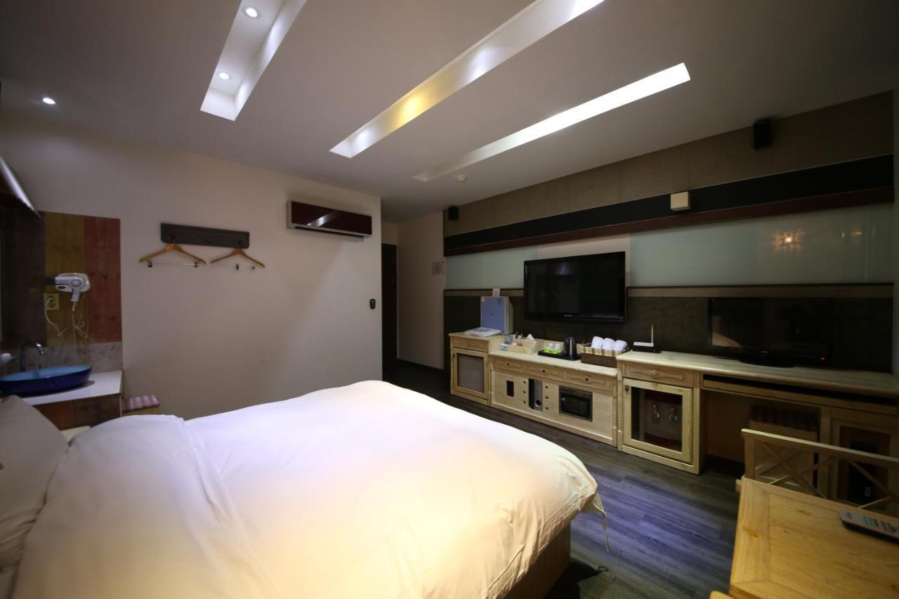 Dubai Hotel Тэджон Экстерьер фото