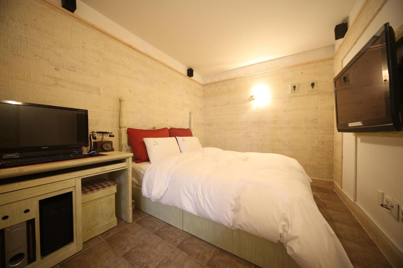 Dubai Hotel Тэджон Экстерьер фото
